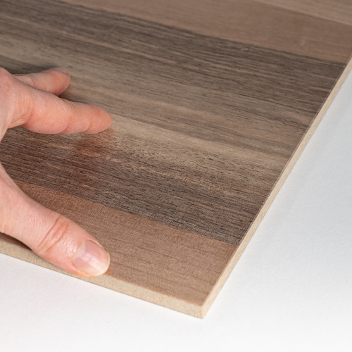 Holzfurnierplatte Nussbaum europ.
