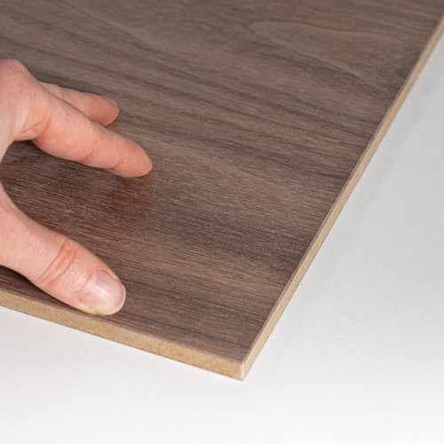 Holzfurnierplatte Nussbaum amerik.