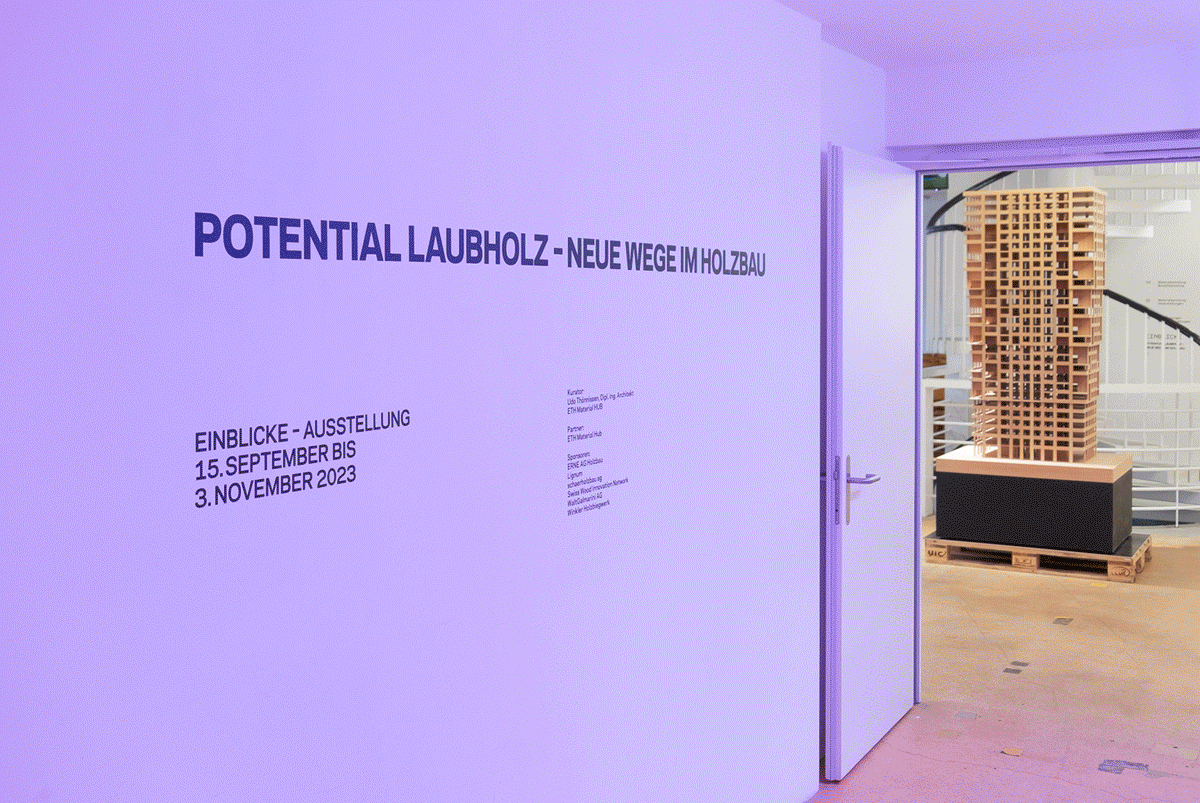 Ausstellung-Laubholz.gif